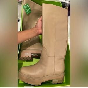 SOLD Sam Edelman Larina Boot Women’s Size 9